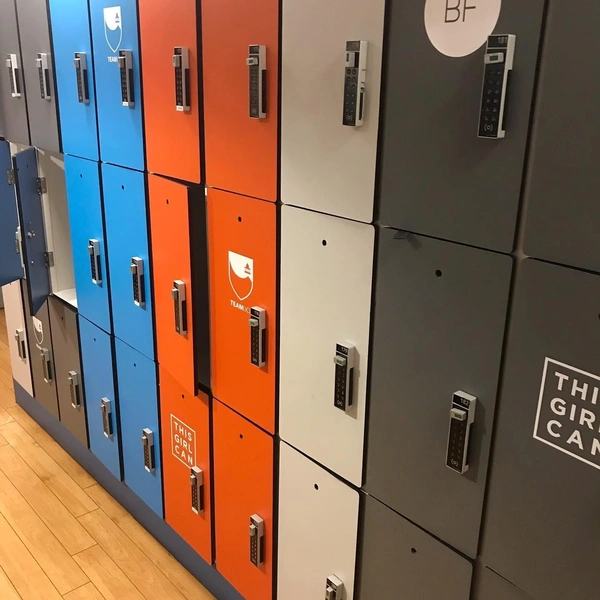 Locker wrap